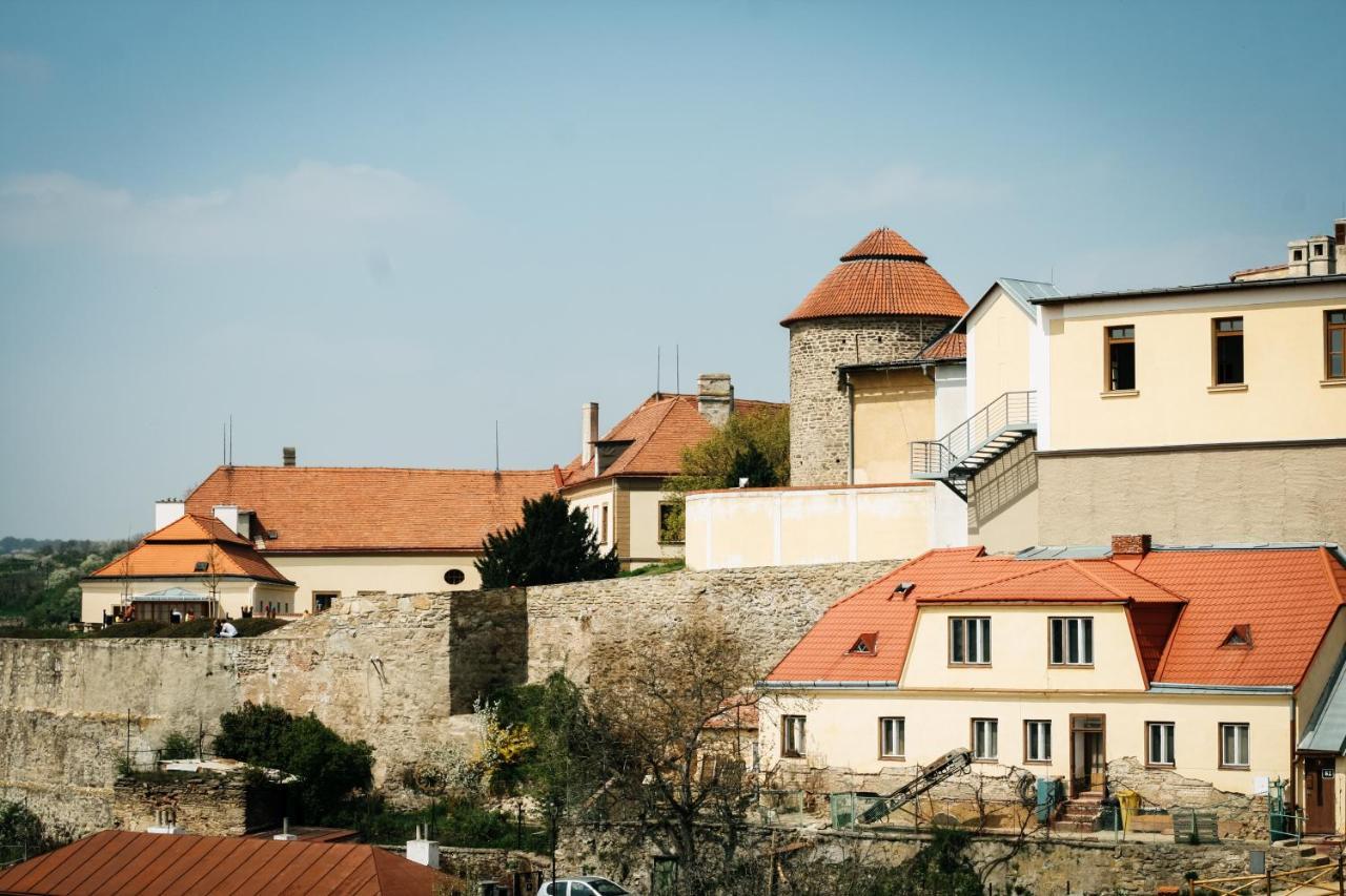 Apartman V Srdci Znojma „Jako Doma“ Znojmo Dış mekan fotoğraf